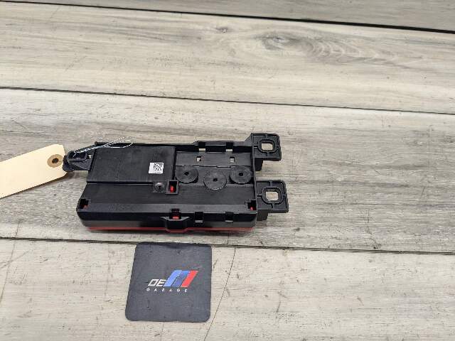 OEM BMW G20 G26 G80 330 M340 Positive Battery Junction Terminal Control Fuse Box