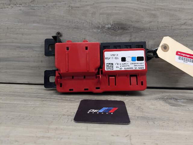 OEM BMW G20 G26 G80 330 M340 Positive Battery Junction Terminal Control Fuse Box