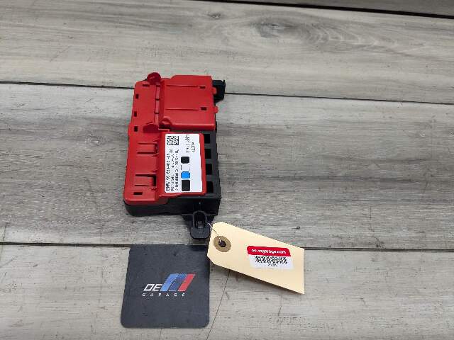 OEM BMW G20 G26 G80 330 M340 Positive Battery Junction Terminal Control Fuse Box