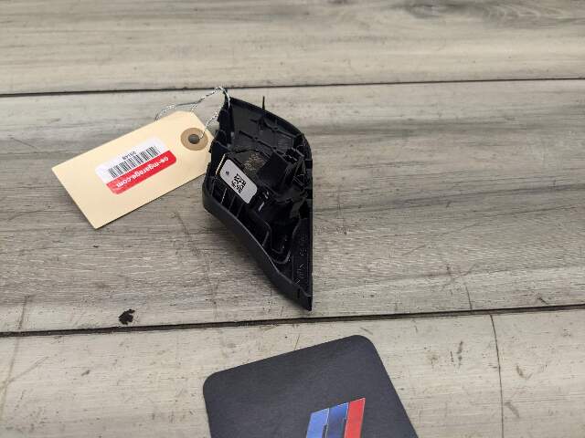 OEM BMW F15 F16 F85 X5 Front Right Passenger Side Door Panel Lock Switch Control