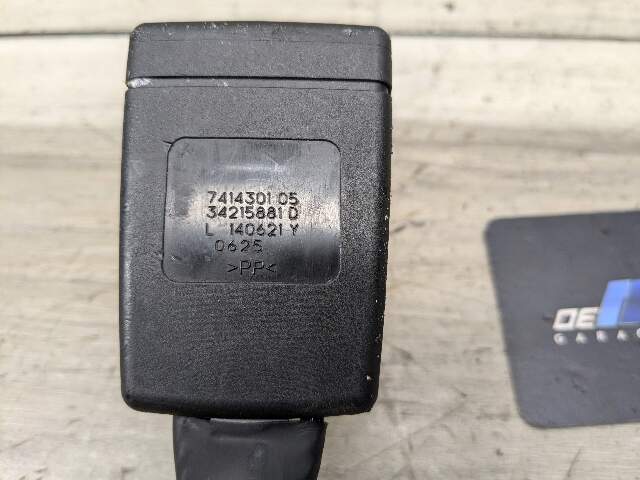 OEM BMW G01 G02 G20 X3 X4 330 M340 840 850 M8 Front Right Left Seatbelt Buckle