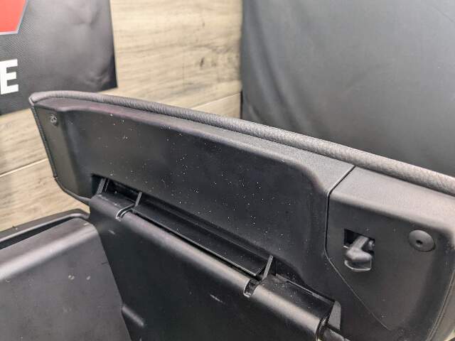 14-19 OEM BMW F15 F16 F85 F86 X5 X6 M Front Center Console Arm Rest Leather