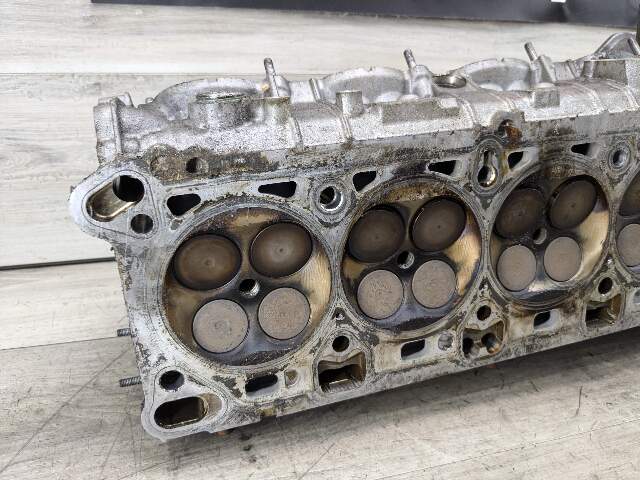 06-13 OEM BMW E90 E92 E93 Engine S65 Driver Left Side Cylinder Head