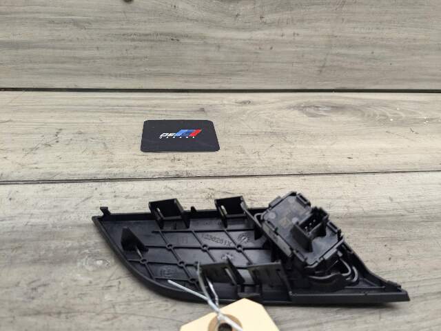 OEM BMW F15 F16 F85 X5 X6 Front Left Driver Side Door Panel Lock Switch Control