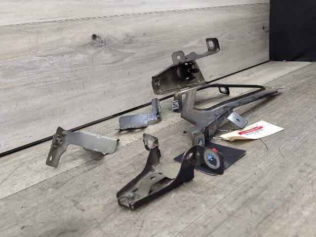 09-15 OEM BMW F01 F02 Front Left Driver Side Fender Bracket Wing Holder SET