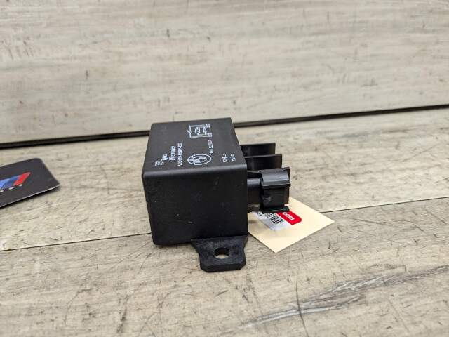 07-16 OEM BMW E90 E92 E60 F10 F13 F02 F30 M3 M6 Cooling Fan Relay Control 150A