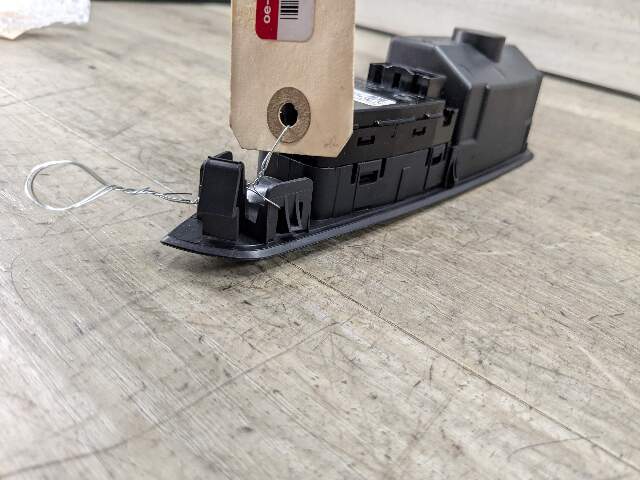 OEM BMW F07 F10 F06 M5 M6 650 Rear Window Switch Control w/ Folding Mirrors