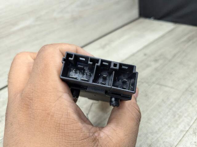 OEM BMW F01 F10 F25 F22 F30 F36 F80 HEATED Left Right Seat Control Module Unit