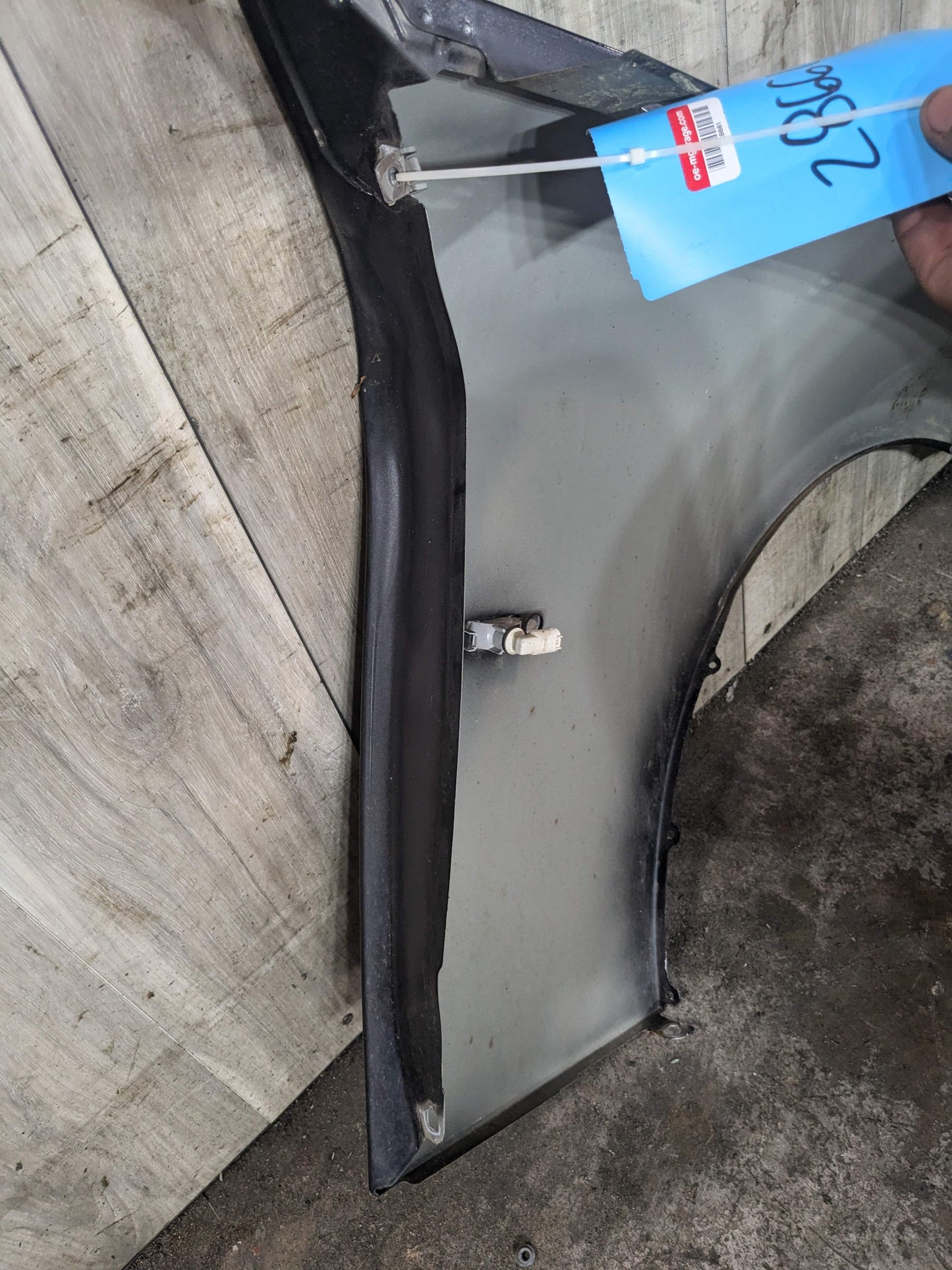 06-11 OEM BMW E90 328 335 Sedan Left Driver Side Fender Panel Black 668