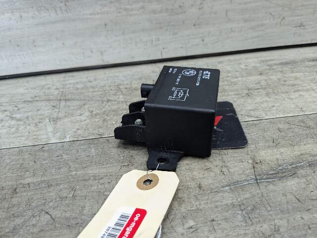 OEM BMW F10 F13 F02 F30 F32 F06 F80 F82 M3 M4 M6 Cooling Fan Relay Control 130A