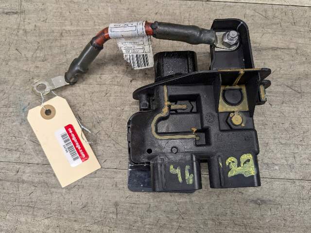 OEM BMW F15 F16 F85 F86 X5 X6 Battery Distribution B+ Junction Terminal Module