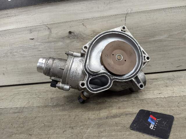 12-19 BMW F06 F10 F12 F13 M5 M6 S63 Engine Water Pump Thermostat Cooling Unit