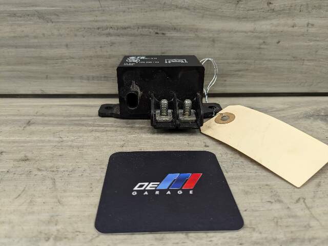 OEM BMW F10 F13 F02 F30 F32 F80 F82 F85 M3 M4 M6 Cooling Fan Relay Control 130A