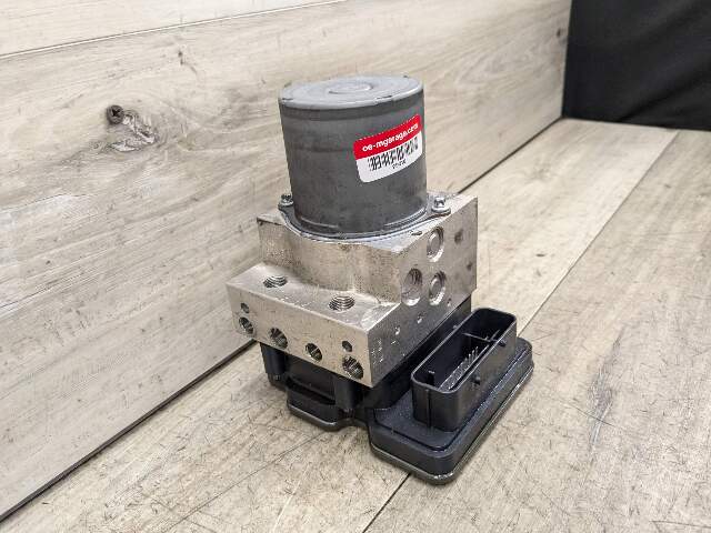 14-18 OEM BMW F15 X5 F85 ABS Brake Pump Anti Lock DSC Dynamic Stability Control