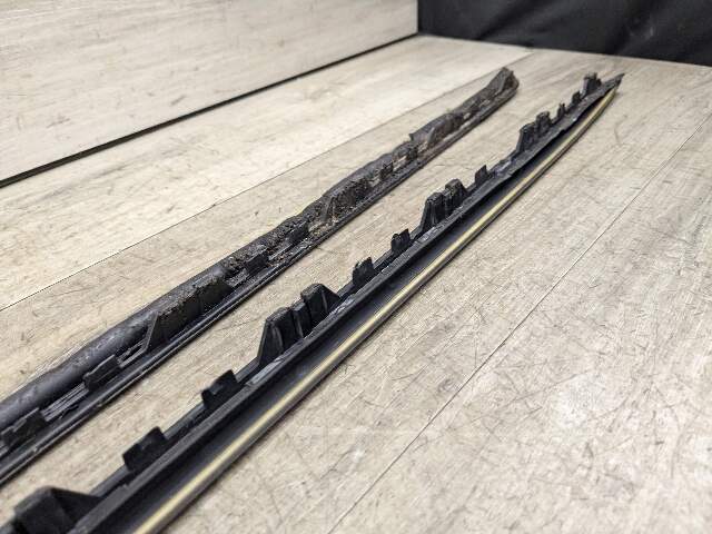 14-19 OEM BMW F15 F16 X5 X6 Front Left Right Windshield Side Drip Molding PAIR