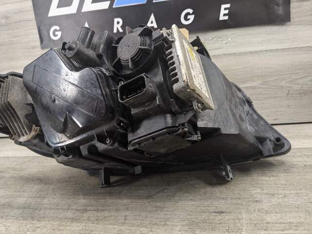 09-11 OEM BMW E90 E91 LCI Left Driver Side Adaptive Xenon Headlight w Module