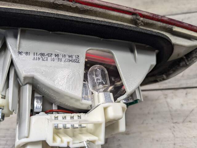 09-11 OEM BMW E90 328 335 M3 LCI Rear Left Driver Side Trunk Inner Tail Light