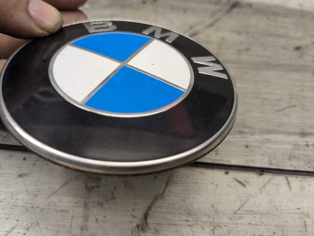 Genuine BMW F22 F30 F32 F80 E90 M2 M3 M4 Rear Trunk Lid Round Emblem 74mm