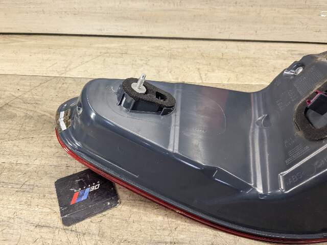 17-20 OEM BMW F90 M5 G30 530 540 M550 Rear Passenger Side Outer Tail Light