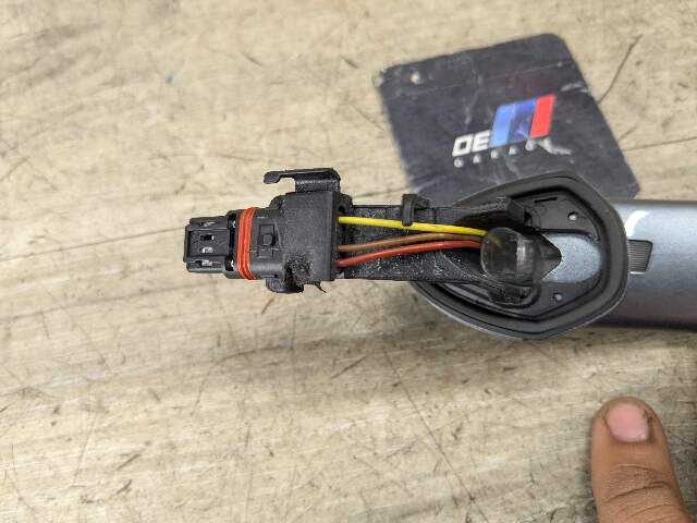 OEM BMW G30 530 540 M550 F90 M5 COMFORT ACCESS REAR Driver Left Door Handle