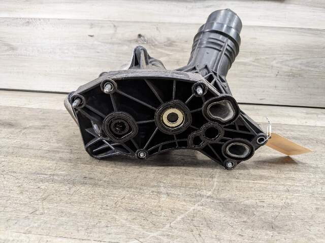 16-21 OEM F22 F23 F30 F32 F33 F36 G30 M240 330 430 540 B58 Oil Filter Housing