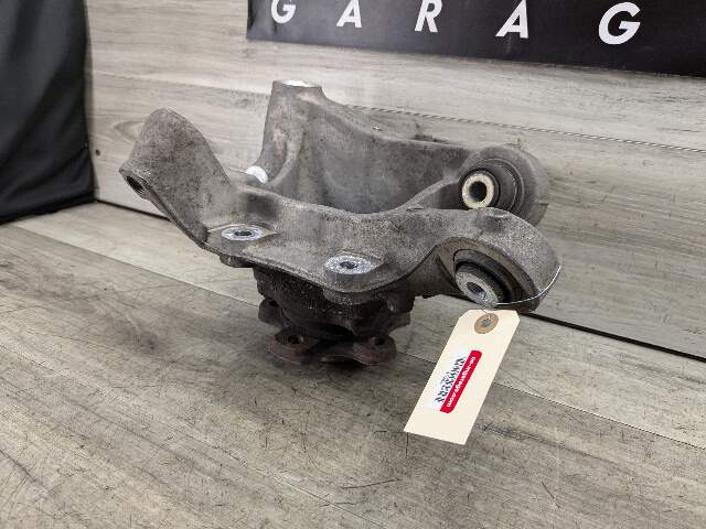 17-23 OEM BMW G30 530 540 M5550 REAR Right Passenger Hub Knuckle Bearing Carrier
