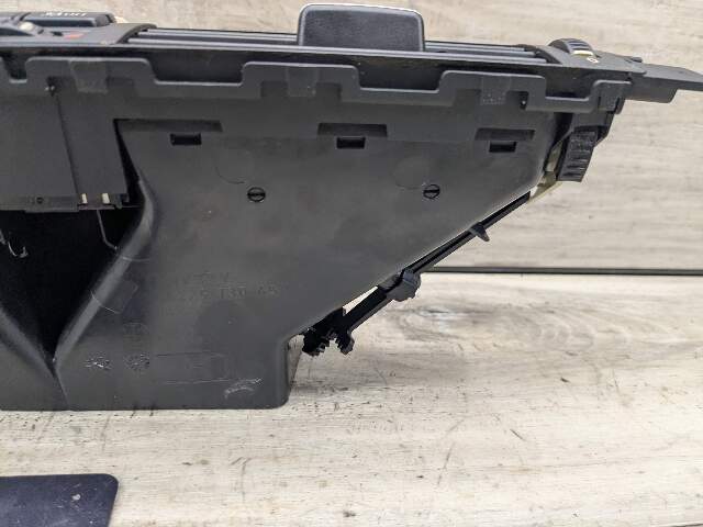 TAB BROKEN* OEM BMW E90 E91 328 335 E92 E93 335 M3 Dashboard Center Air Vents