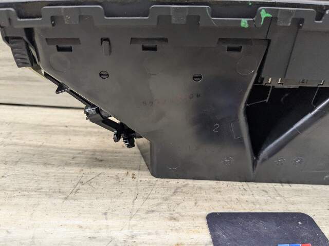 TAB BROKEN* OEM BMW E90 E91 328 335 E92 E93 335 M3 Dashboard Center Air Vents