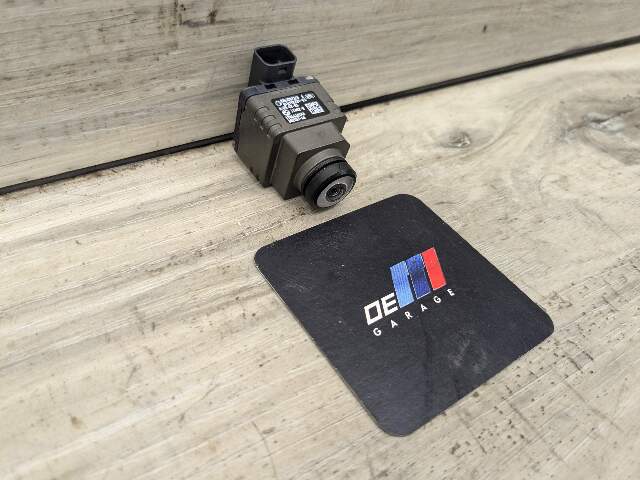 OEM BMW G11 G12 G30 530 540 M550 740 750 Rear View Backup Reverse Camera i-CAM2