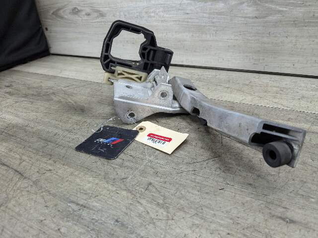 10-15 OEM BMW F02 F10 F12 Front Bumper Right Passenger Support Adapter Bracket