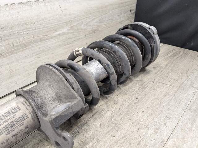 OEM BMW F10 M5 F06 F12 M6 Front Left Driver Side Strut Shick Absorber Spring