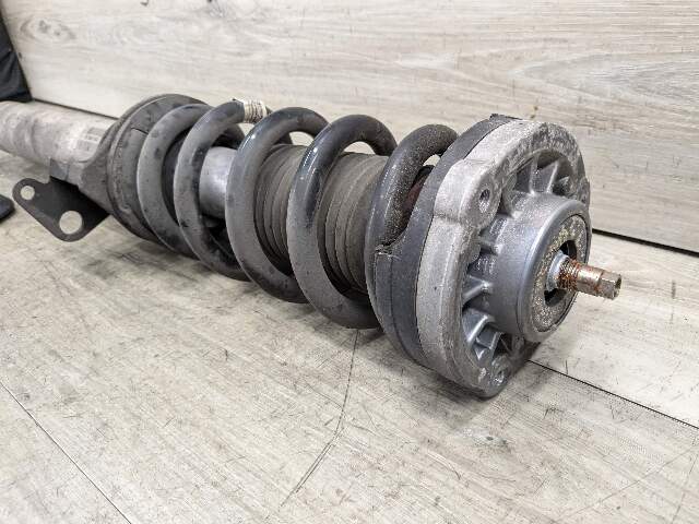 OEM BMW F10 M5 F06 F12 M6 Front Left Driver Side Strut Shick Absorber Spring