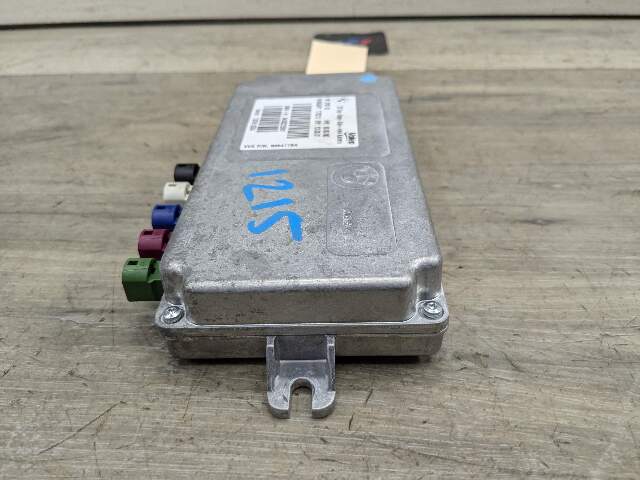 12-17 OEM BMW F30 F36 F32 F01 F02 Top Rear Side View Camera Control Module ECU