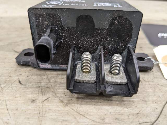 OEM BMW F10 F13 F02 F30 F32 F80 F82 F85 M3 M4 M6 Cooling Fan Relay Control 130A