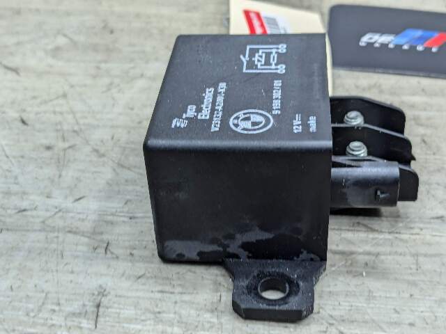 OEM BMW F10 F13 F02 F30 F32 F80 F82 F85 M3 M4 M6 Cooling Fan Relay Control 130A