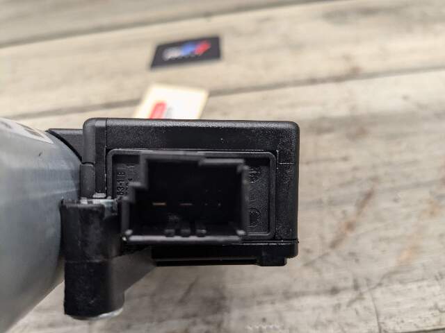 OEM BMW F06 F82 F80 F13 F01 F10 M2 M3 M4 M6 Upper Sunroof Moon Roof Motor Unit
