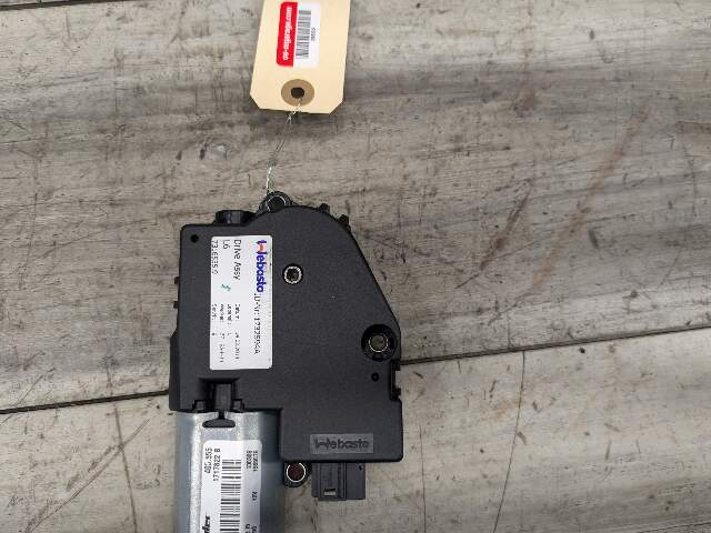 OEM BMW F06 F82 F80 F13 F01 F10 M2 M3 M4 M6 Upper Sunroof Moon Roof Motor Unit