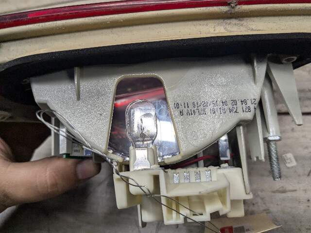 09-11 OEM BMW E90 Sedan Rear Right Passenger Side Inner Tail Light Trunk Lid