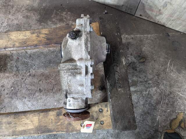 OEM BMW G14 G15 G16 G26 G30 B46 B58 AWD Front Differential Axle Carrier 2.93