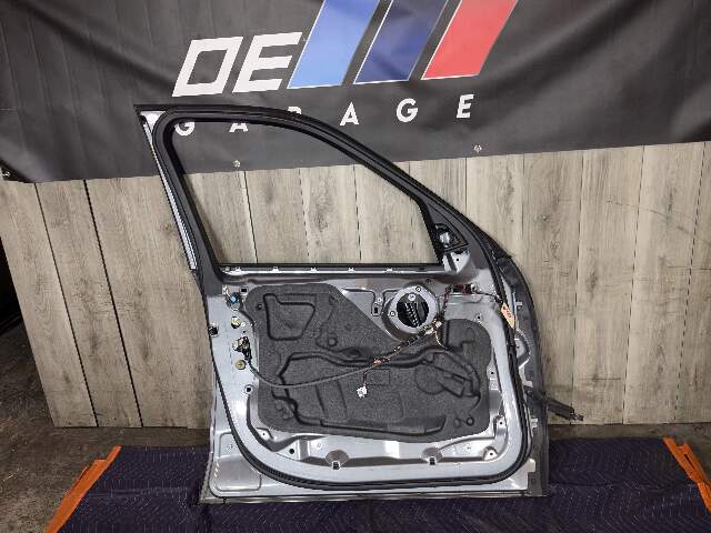 14-18 OEM BMW F15 X5 F85 X5M Front Left Driver Door Shell Panel Gray A52
