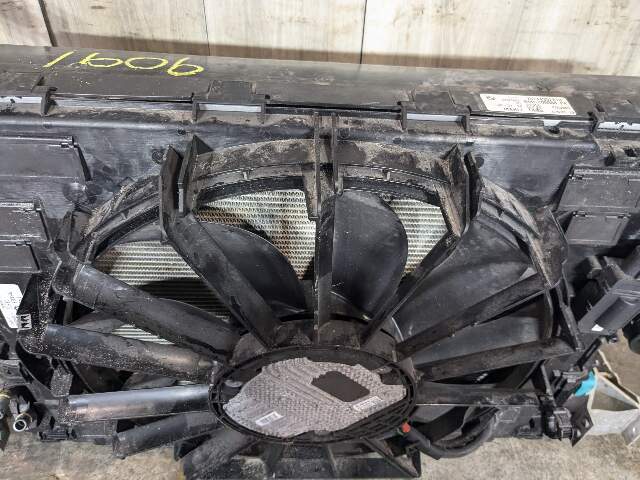OEM BMW G30 540 Engine B58C Main Radiators Cooling ASSEMBLY w/ Fan 1000 WATT