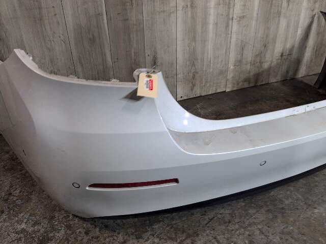 20-23 OEM BMW G30 540 Rear Bumper Cover COMPLETE White A96