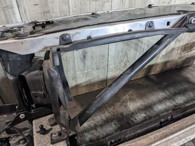 *17-23* OEM BMW G30 530 540 M550 Front Clip Radiator Support Reinforcement