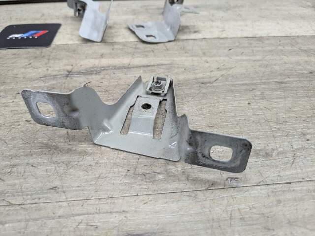 09-15 OEM BMW F01 F02 Front Left Driver Side Fender Bracket Wing Holder SET