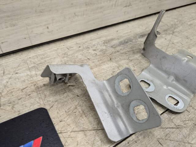 09-15 OEM BMW F01 F02 Front Left Driver Side Fender Bracket Wing Holder SET