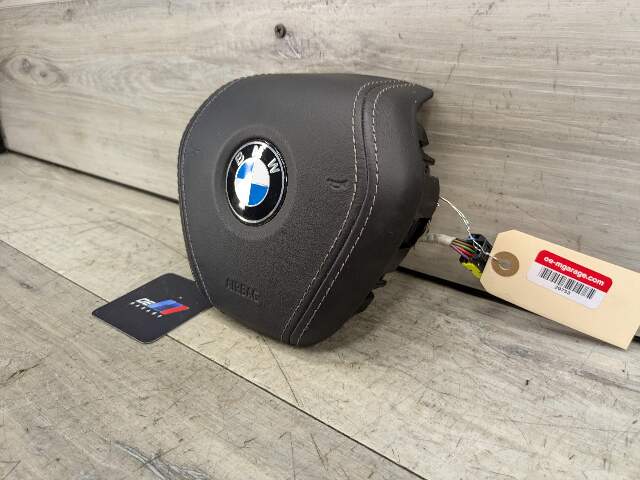 OEM BMW G30 G32 530 540 640 Front Driver Steering Wheel Airbag Air Bag