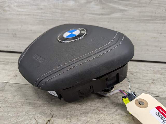 OEM BMW G30 G32 530 540 640 Front Driver Steering Wheel Airbag Air Bag