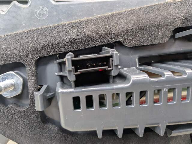 16-19 OEM BMW G11 G12 740 750 Rear Left Driver Side LED Inner Stop Tail Light