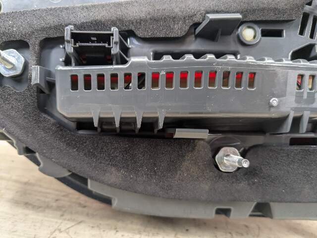 16-19 OEM BMW G11 G12 740 750 Rear Left Driver Side LED Inner Stop Tail Light