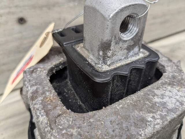 OEM BMW G12 G30 540 640 740 840 Engine B58 Right Passenger Motor Mount Support